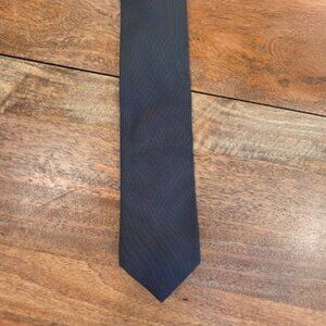 DKNY Silk Solid Charcoal Grey Tie Made in USA (3.5") (Free tie-clip included)